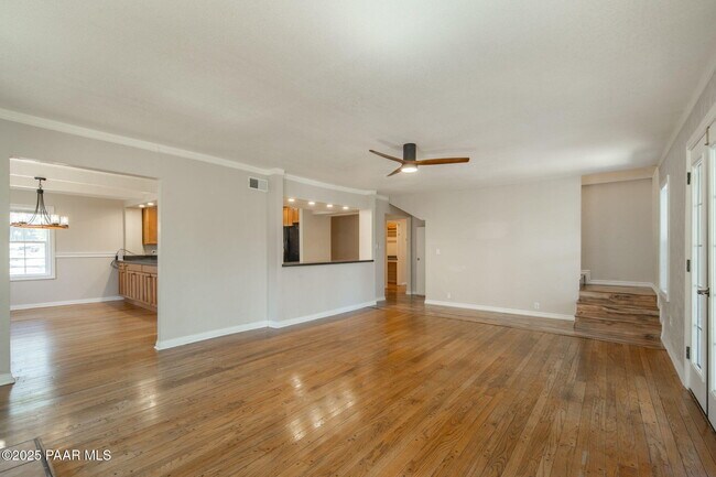 Building Photo - 847 Clubhouse Dr