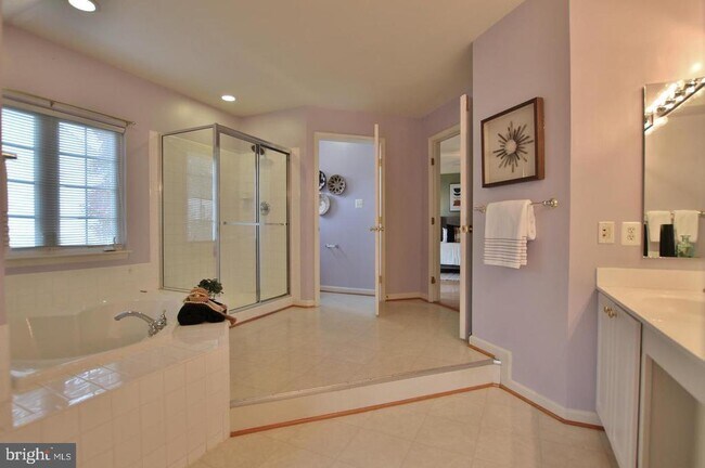 Building Photo - 15417 Duckling Pl