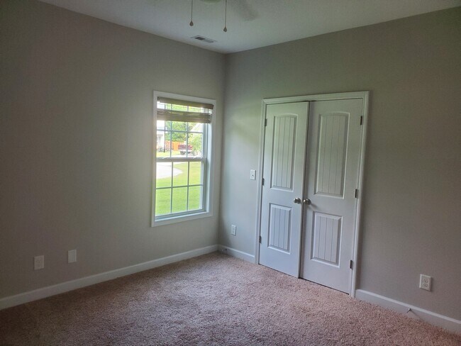 Building Photo - 148 Poplar Branch Way