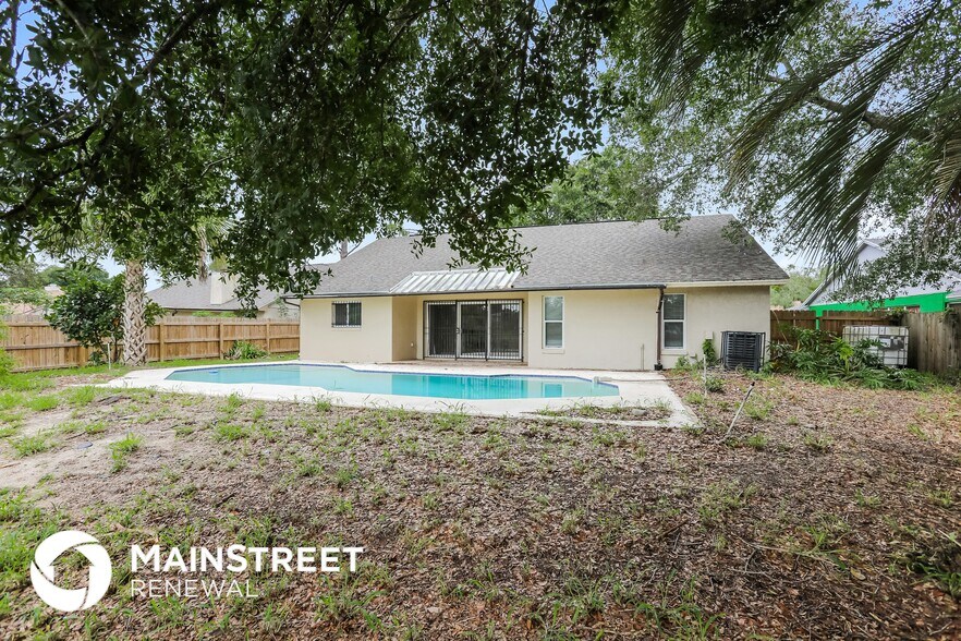Building Photo - 2767 Silver Ridge Dr