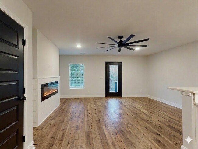 Building Photo - 235 Winding Chestnut Dr