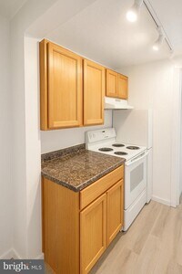 Building Photo - 20 W Bridge St