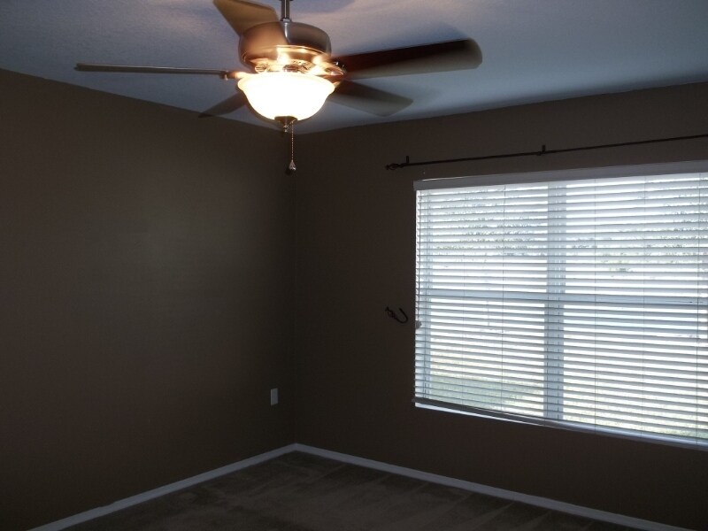 Building Photo - 1745 Strathmore Cir