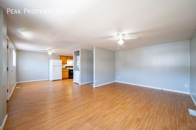 Building Photo - 509 Elsmere St