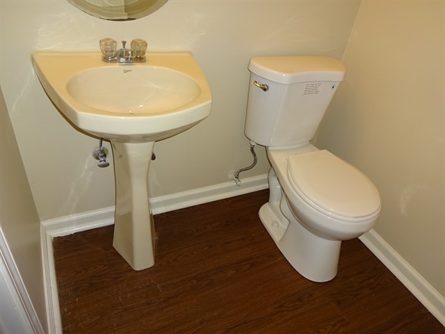 Building Photo - 1921 Monticello Dr