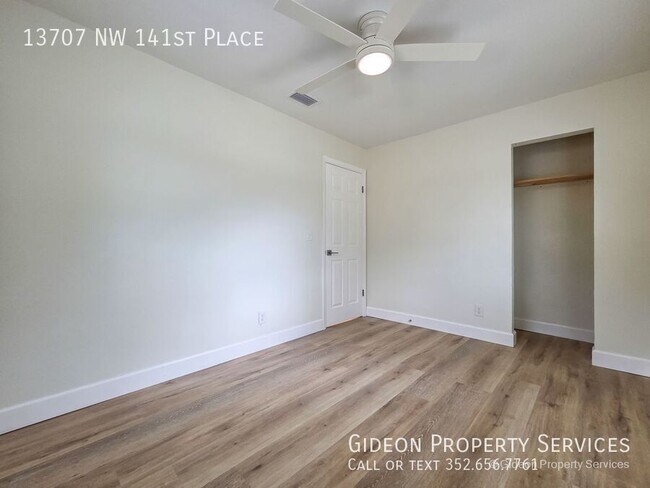 Building Photo - 13707 NW 141 Pl