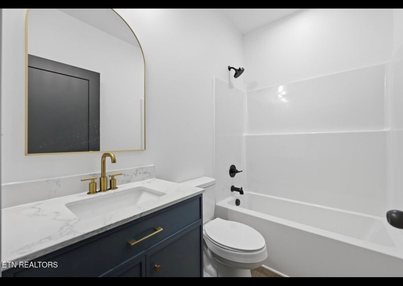 Building Photo - 3429 Garden Dr