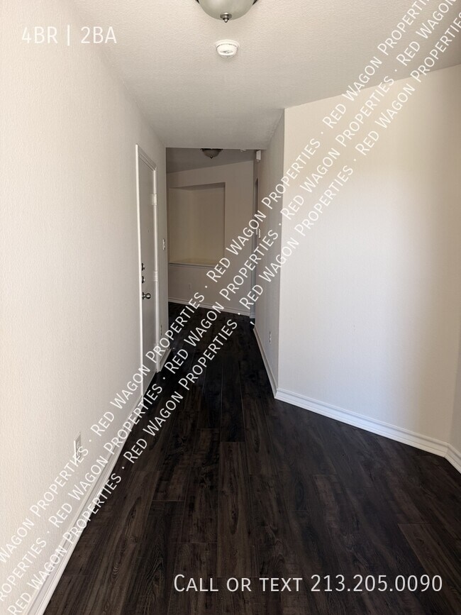 Building Photo - 12915 Whisper Xing