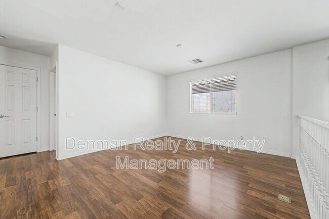 Building Photo - 2048 W Monte Cristo Ave