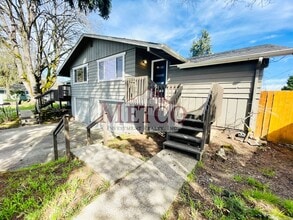 Building Photo - 24501