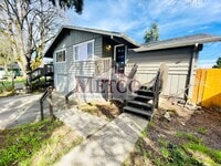 Building Photo - 24501