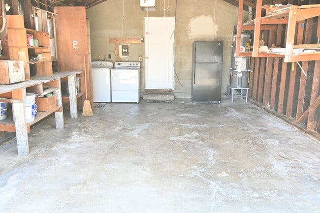 Building Photo - 116 Pleasant Ridge Ave