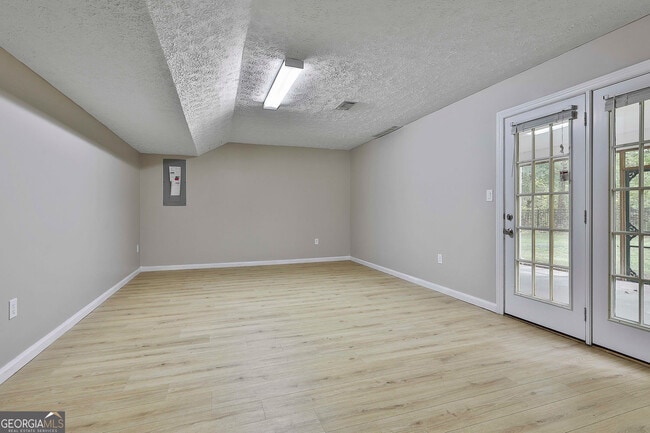 Building Photo - 45 Wildflower Cir