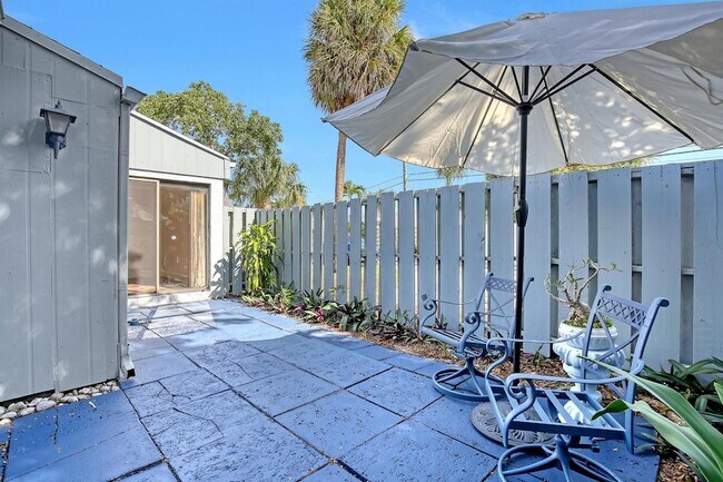 Building Photo - 241 NW 15th St