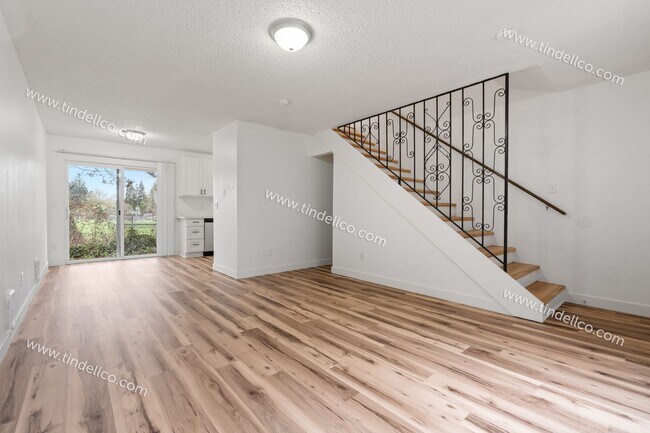 Building Photo - 17324 SW Merlo Rd