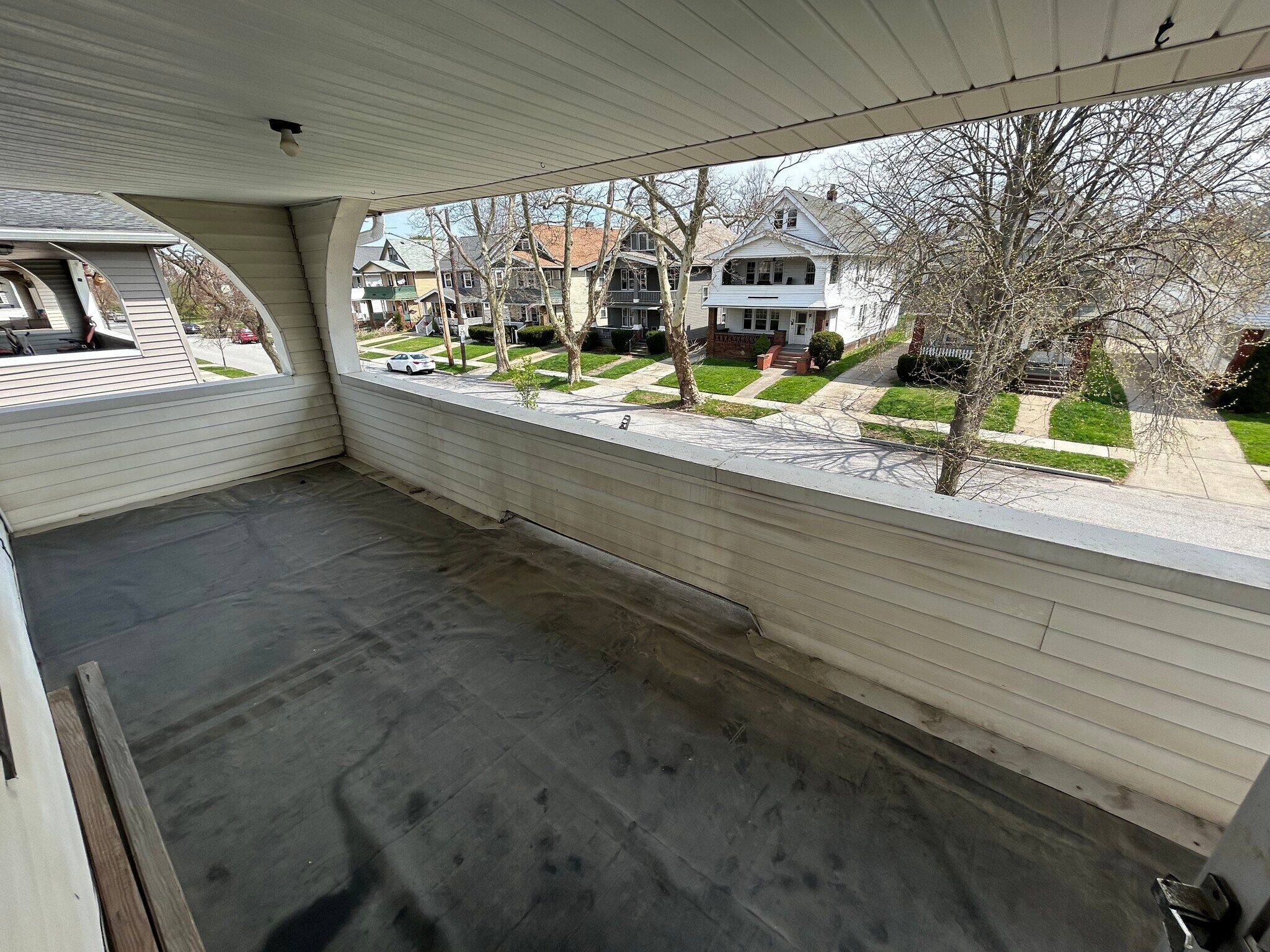 Building Photo - 2082 Lewis Dr