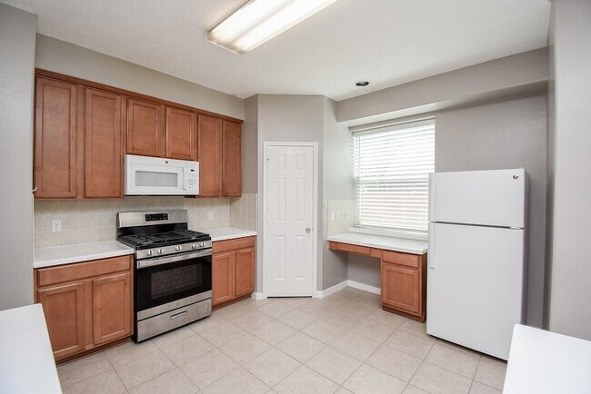 Building Photo - 5611 Carta Valley Ln
