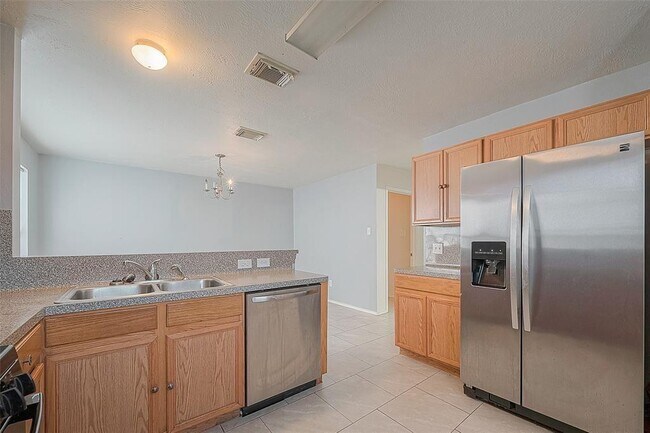 Building Photo - 2927 Steelhead Dr