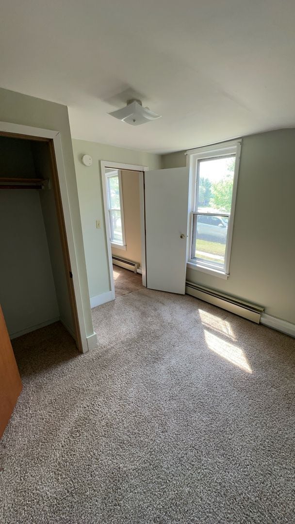 Building Photo - 2 Bed, 1 Bath Single Family Home with 2 Ca...