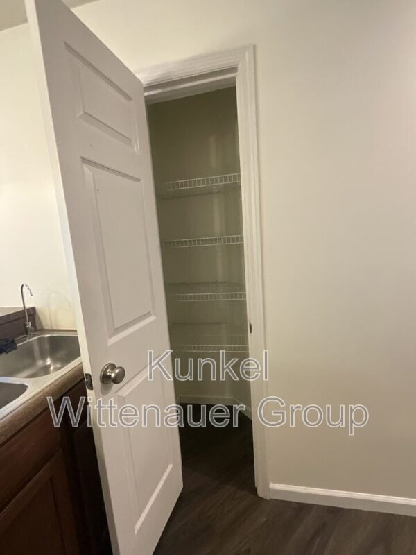 Building Photo - 701 Tower Grove Dr