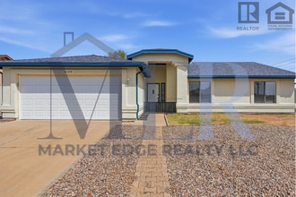 Building Photo - 4Bed/2Bath House in Sierra Vista, AZ! Ready for Immediate Move-In! -- RV GATE!