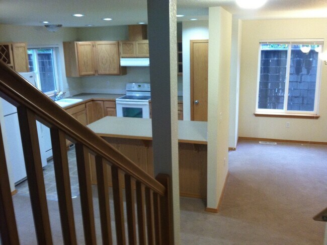 Building Photo - 4736 Kapalea Way SE