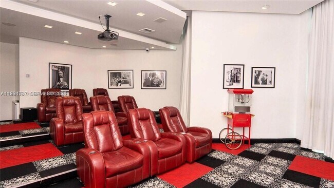 Building Photo - 350 S Miami Ave