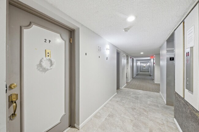 Building Photo - 4851 NW 21st St