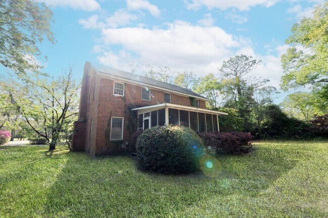 Building Photo - Available Now!