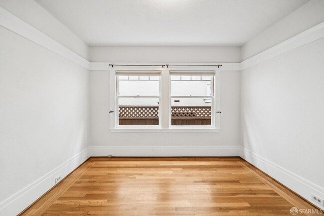 Building Photo - 420 Miramar Ave