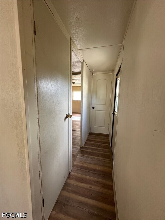 Building Photo - 2268 Carlisle Ln