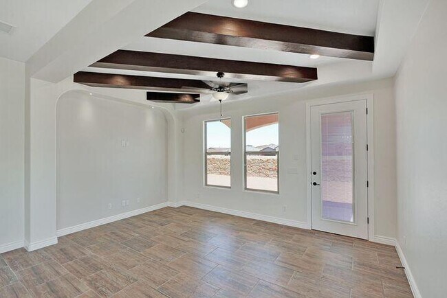 Building Photo - 14741 Tierra Harbor Ave
