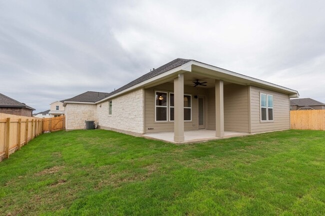 Building Photo - 3804 Sandhill Crane Dr