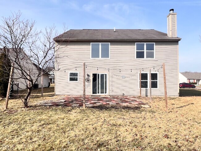 Building Photo - 713 Hollowood Ln