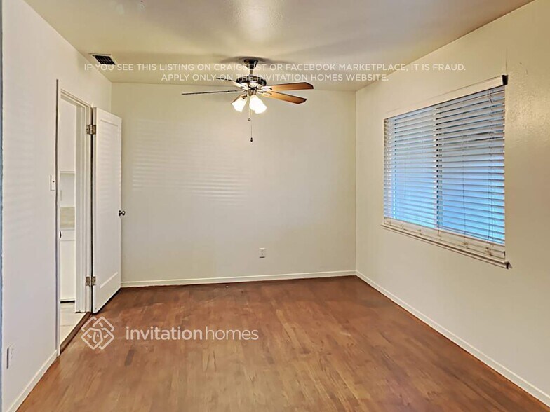 Building Photo - 2541 Anaheim Ct