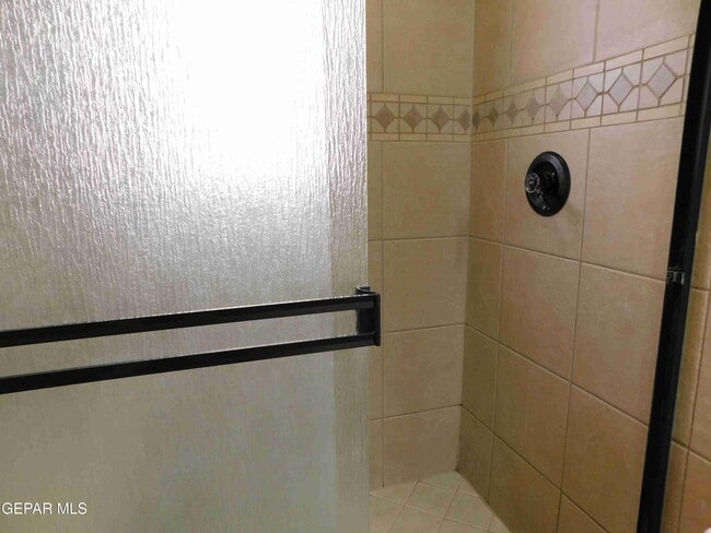 Building Photo - 4529 Hugo Reyes St