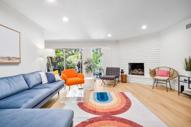 Living room - 11411 Dona Pegita Dr