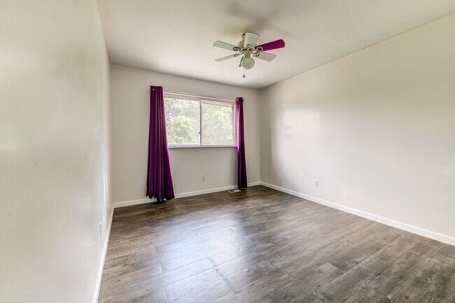 Building Photo - 7211 Wayles Dr