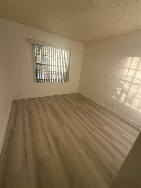 Building Photo - 3037 NW 92nd Ave