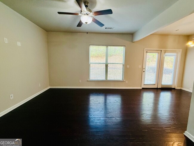 Building Photo - 256 Highland Pointe Cir E