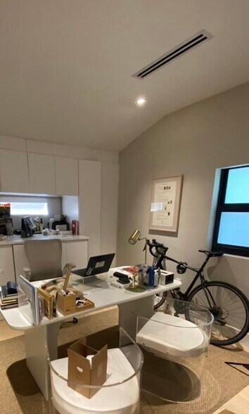 Building Photo - 1277 SW 19th St