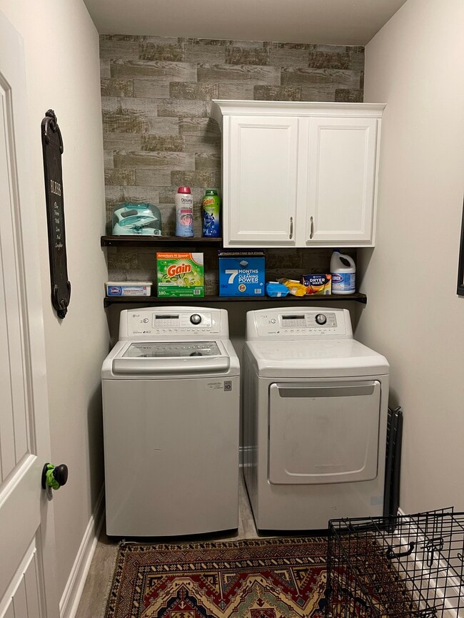Laundry Room - 1000 Dalton Cir