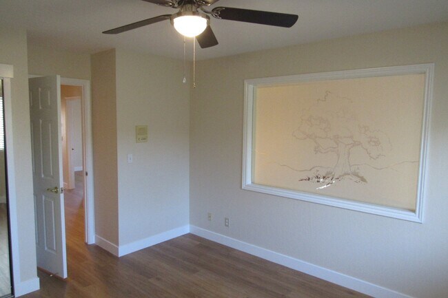 Building Photo - Gorgeous Custom Pleasanton Home in Great Location