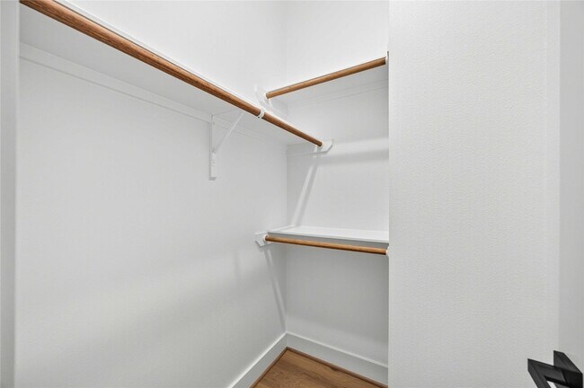 Building Photo - 4633 Mallow St