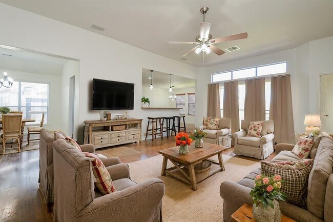 Building Photo - 17722 Meadow Crossing Ln