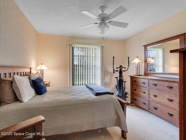 Building Photo - 27 Plantation Dr