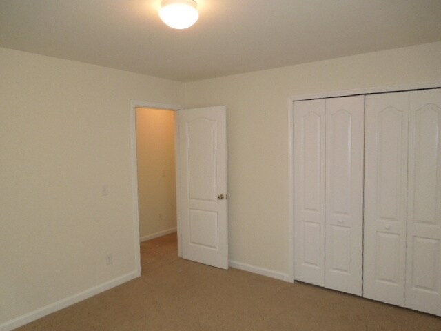 Building Photo - 25 Thrasher Way