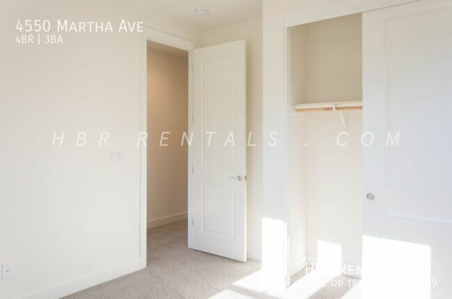 Building Photo - 4550 Martha Ave
