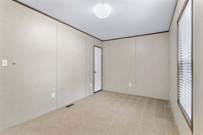 Building Photo - 14247 E Ravine Run