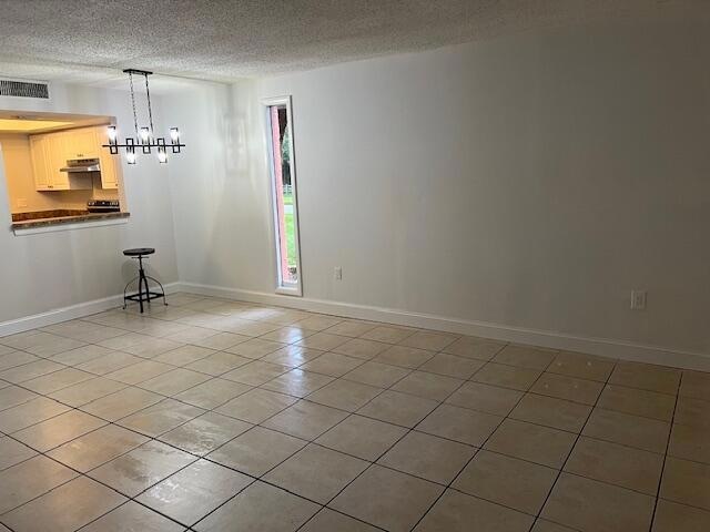 Building Photo - 1002 Shorewinds Dr